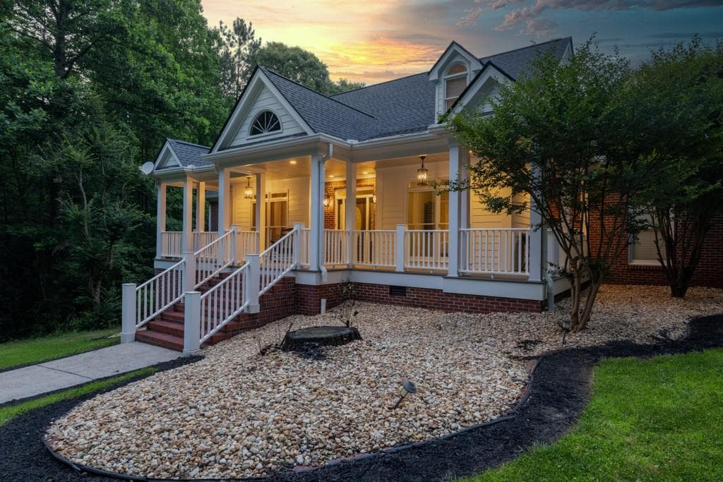 6 bedroom, 4 bathroom, 5,588 sq ft single family residence for sale at 2230 Ewing Chapel Road, Dacula, GA 30019 — photo 5