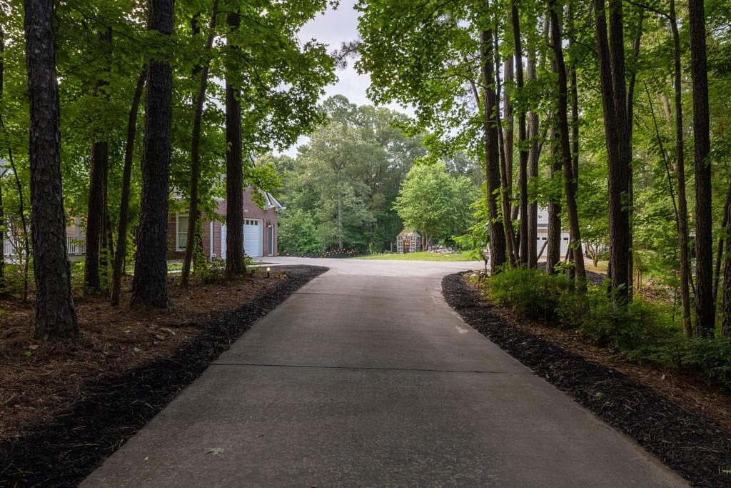 6 bedroom, 4 bathroom, 5,588 sq ft single family residence for sale at 2230 Ewing Chapel Road, Dacula, GA 30019 — photo 7