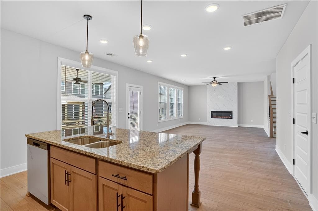 5 bedroom, 4 bathroom, 2,580 sq ft single family residence for sale at 611 Villa Rica Springs -Lot 41, Villa Rica, GA 30180 — photo 6
