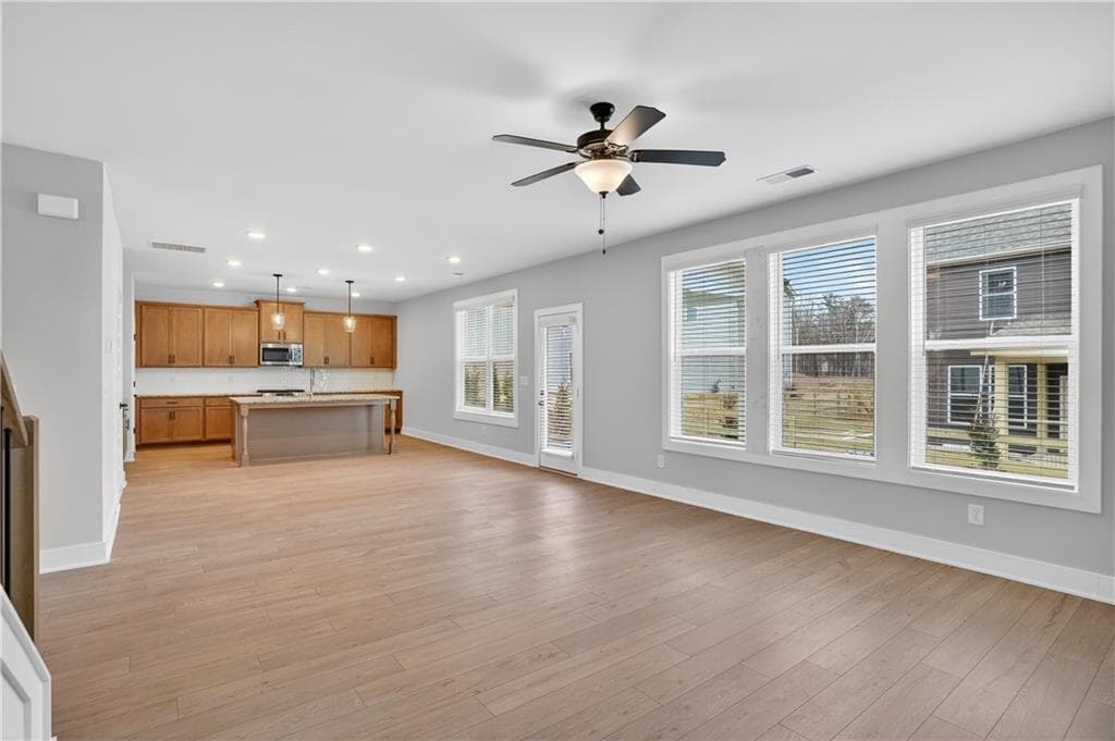 5 bedroom, 4 bathroom, 2,580 sq ft single family residence for sale at 611 Villa Rica Springs -Lot 41, Villa Rica, GA 30180 — photo 7
