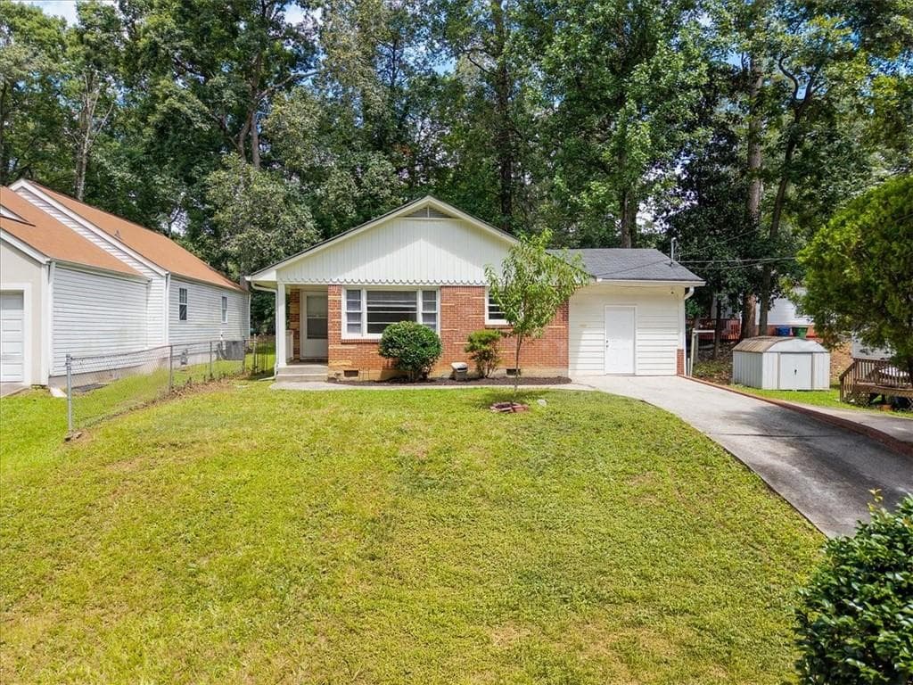 1935 Handley Avenue, Atlanta, GA 30310 — most recent listing photo