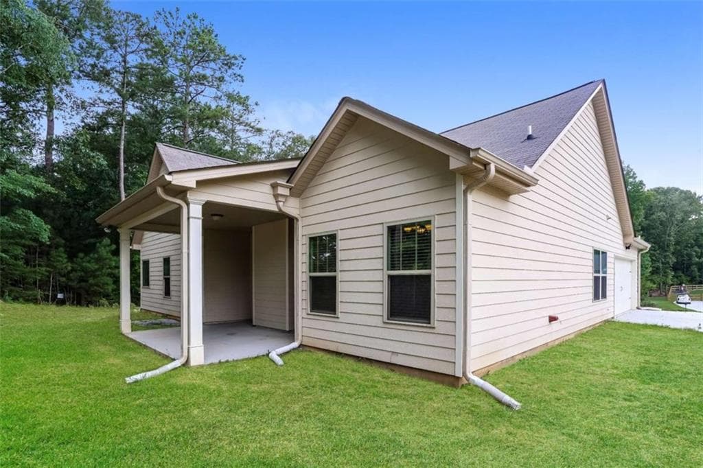 3 bedroom, 2 bathroom, 1,653 sq ft single family residence for sale at 51 Bridgemill Run, Douglasville, GA 30134 — photo 4