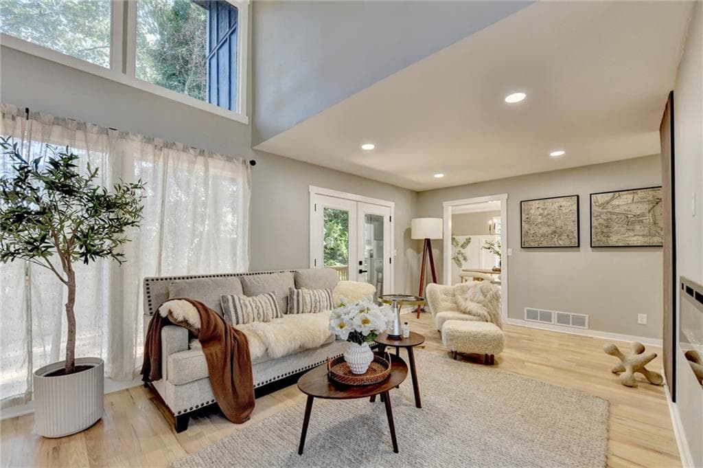 2820 bluebird cir nw, Duluth, GA 30096 — most recent listing photo