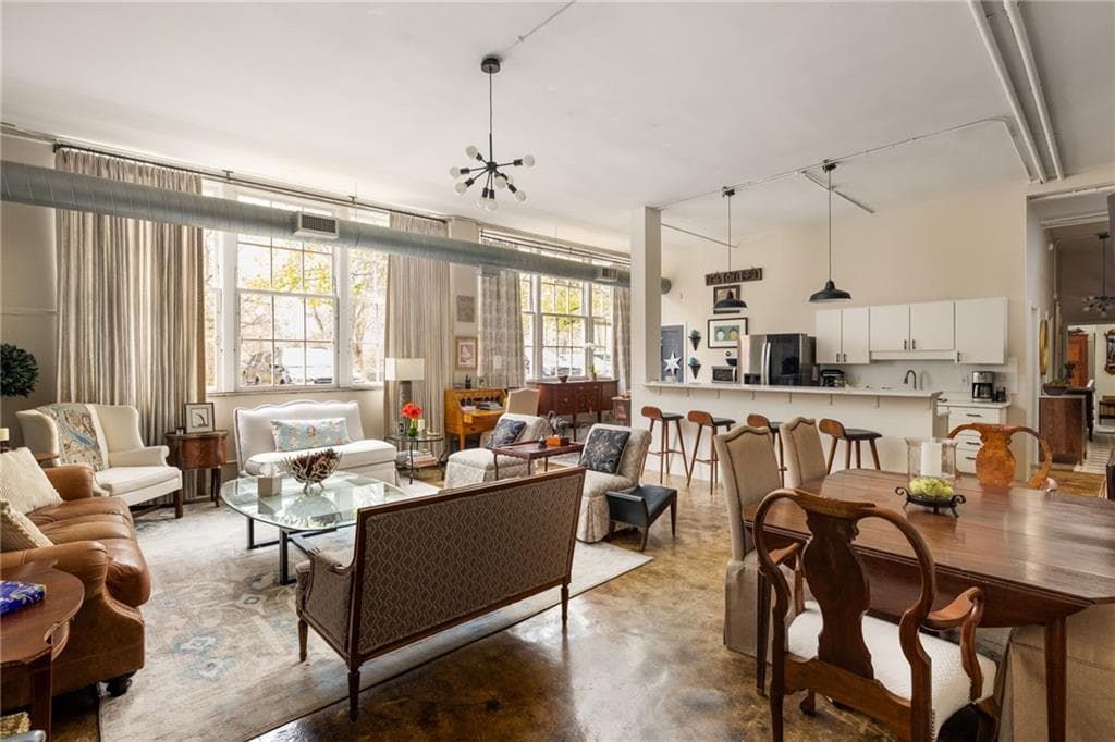2 bedroom, 1 bathroom, 1,495 sq ft condominium sold at 138 Kirkwood Road 14, Atlanta, GA 30317