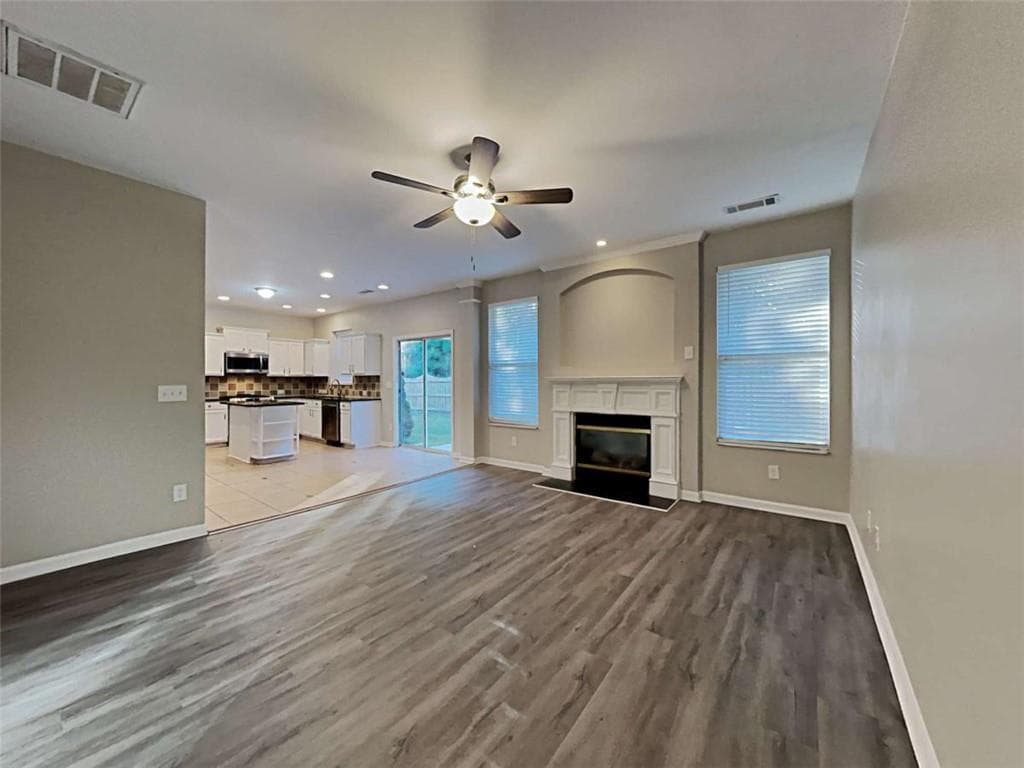 4 bedroom, 3 bathroom, 2,519 sq ft single family residence for sale at 590 Simonton Crest Drive, Lawrenceville, GA 30045 — photo 8