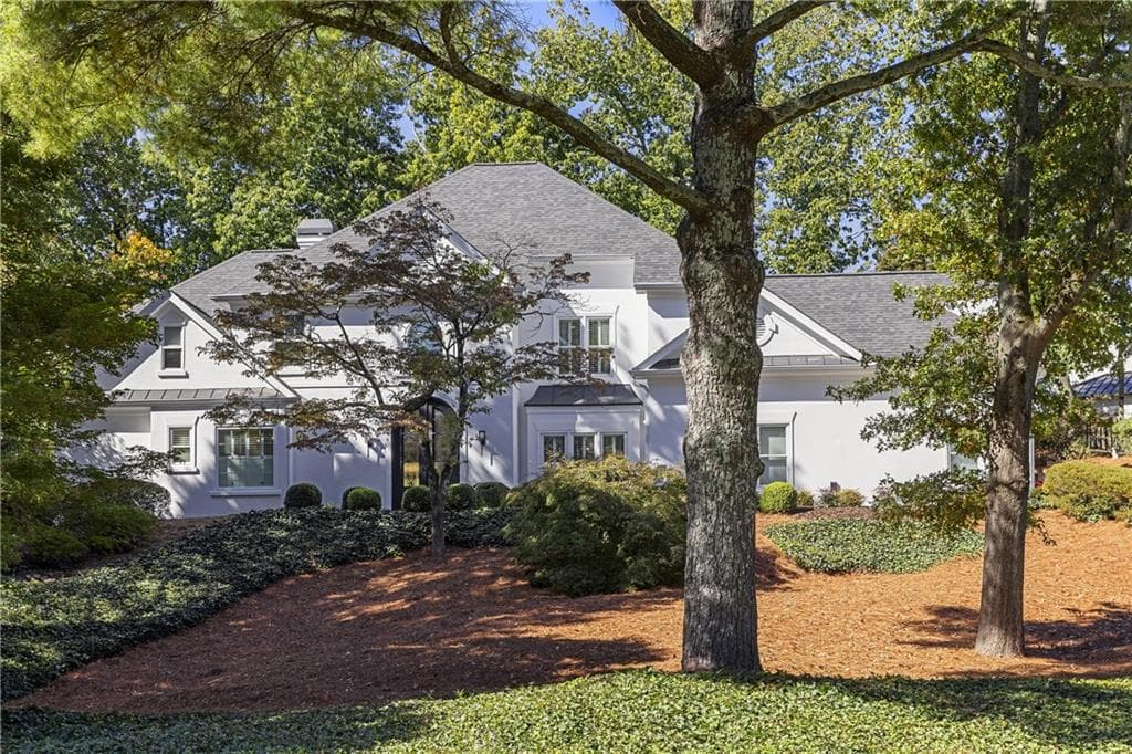 6 bedroom, 5 bathroom, 4,408 sq ft single family residence sold at 5800 De Claire Court, Atlanta, GA 30328