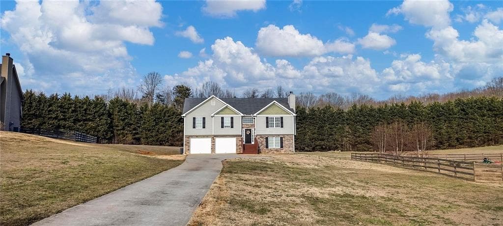 8258 Mountain Glen Drive, Clermont, GA 30527 — most recent listing photo
