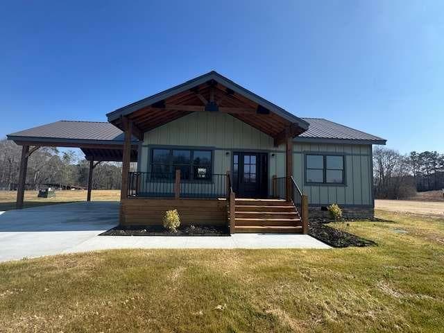 3 bedroom, 2 bathroom, 1,600 sq ft single family residence under contract at 1825 County Rd 40, Centre, AL 35960