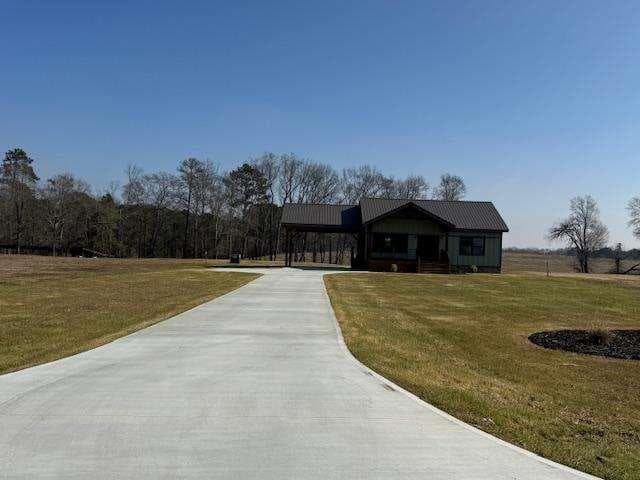 3 bedroom, 2 bathroom, 1,600 sq ft single family residence under contract at 1825 County Rd 40, Centre, AL 35960 — photo 2