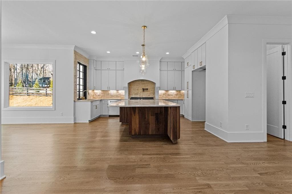 6 bedroom, 5 bathroom single family residence for sale at 1254 Prospect Road, Lawrenceville, GA 30043 — photo 9