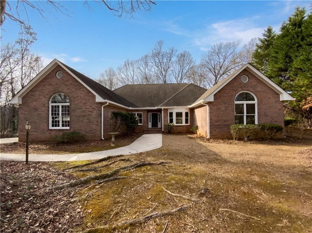 8201 Greens Court, Jonesboro, GA 30236 — most recent listing photo