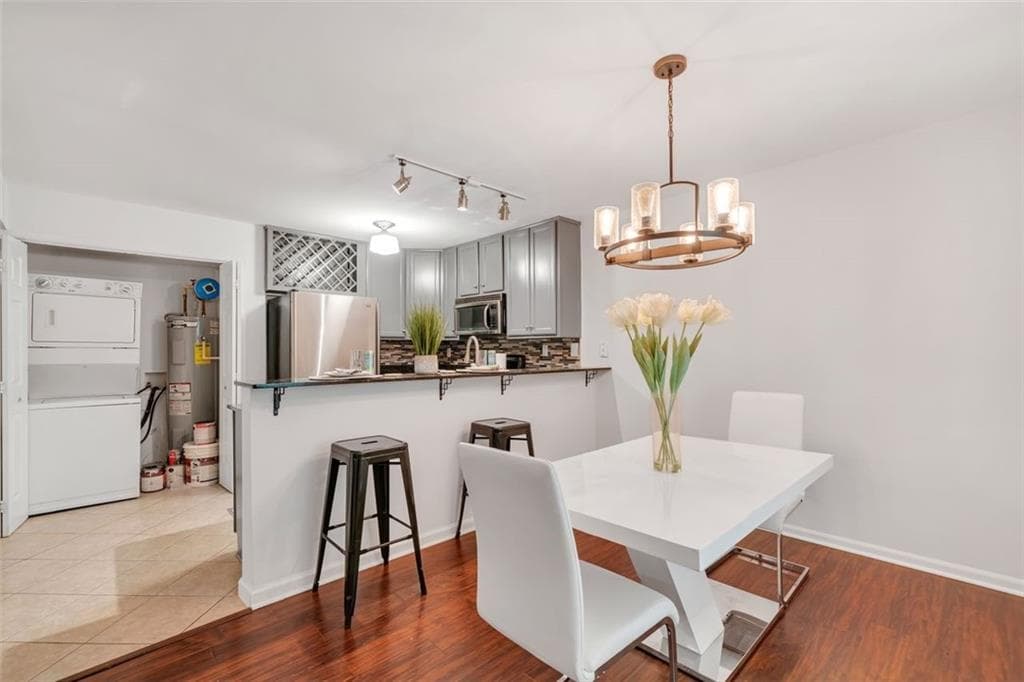 2 bedroom, 2 bathroom, 1,060 sq ft condominium for sale at 1445 Monroe Drive F15, Atlanta, GA 30324 — photo 10