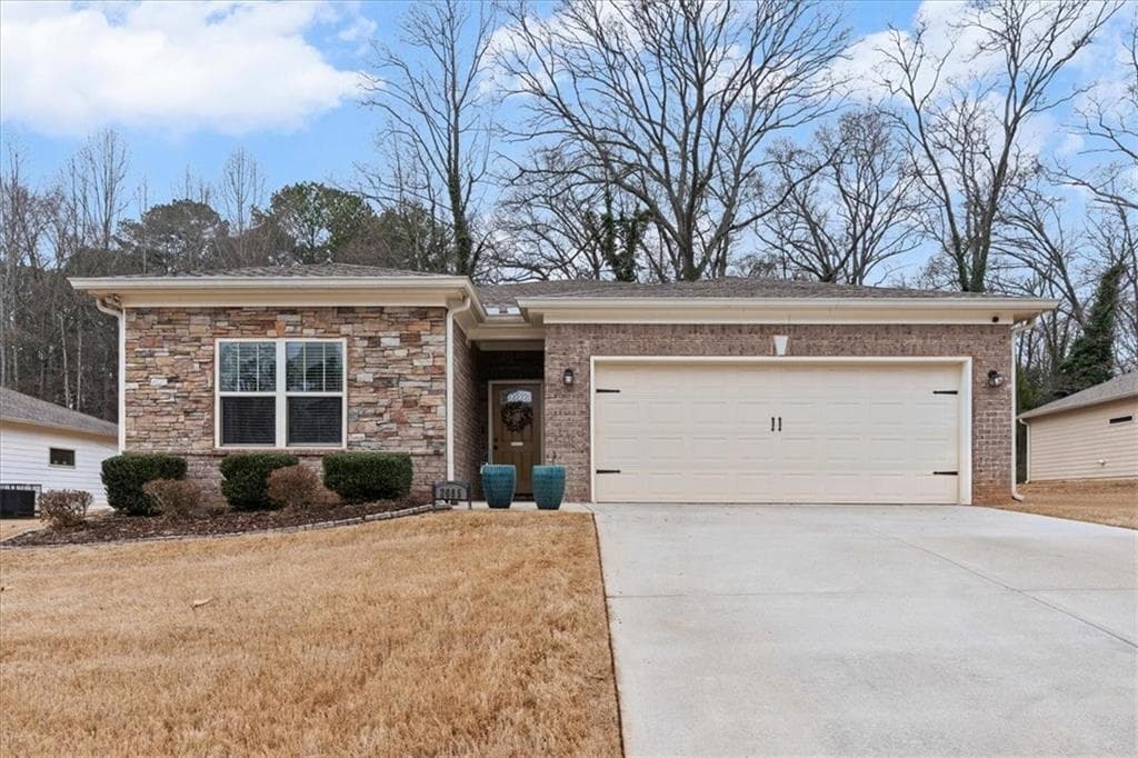 2085 Treehaven Court, Decatur, GA 30035 — most recent listing photo