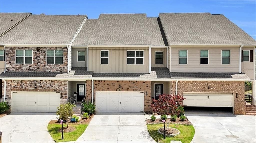 2340 Manor Pointe Drive, Cumming, GA 30041 — most recent listing photo