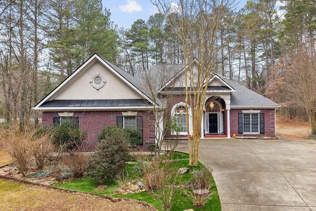 3 bedroom, 3 bathroom, 2,916 sq ft single family residence for sale at 3195 Trickum Road, Marietta, GA 30066