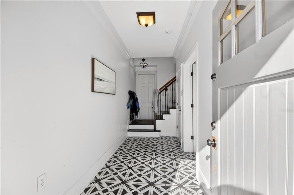 4 bedroom, 4 bathroom, 2,187 sq ft townhouse under contract at 1786 Dekalb Avenue, Atlanta, GA 30307 — photo 3