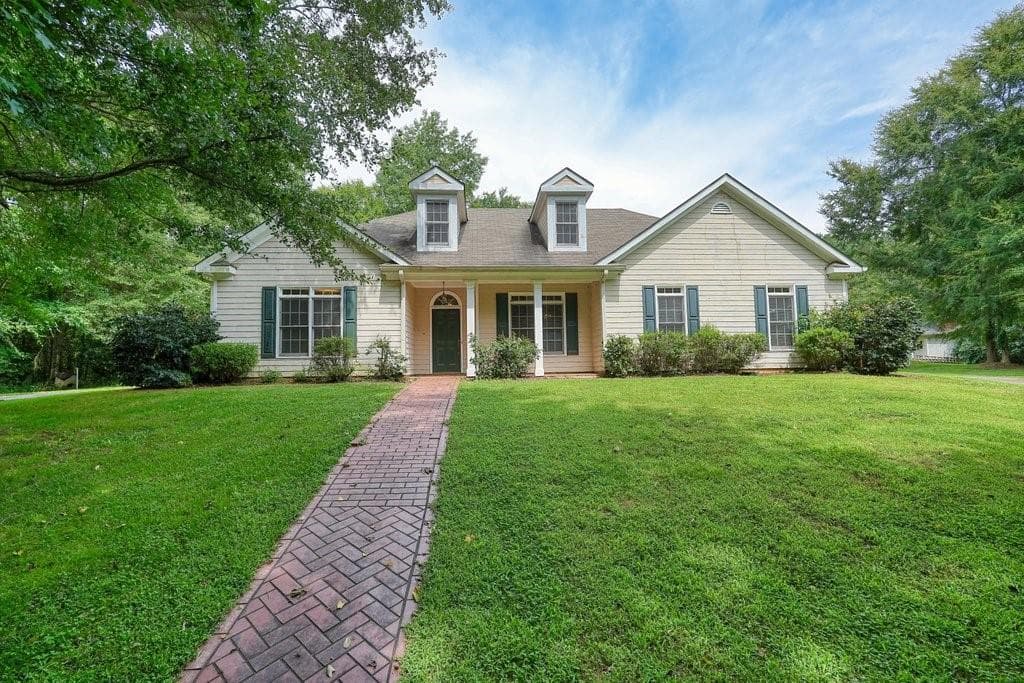 2840 Joe Frank Harris Parkway, Cartersville, GA 30120 — most recent listing photo