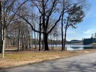single family residence for sale at 225 Standing Oak Place, Fayetteville, GA 30214 — photo 10