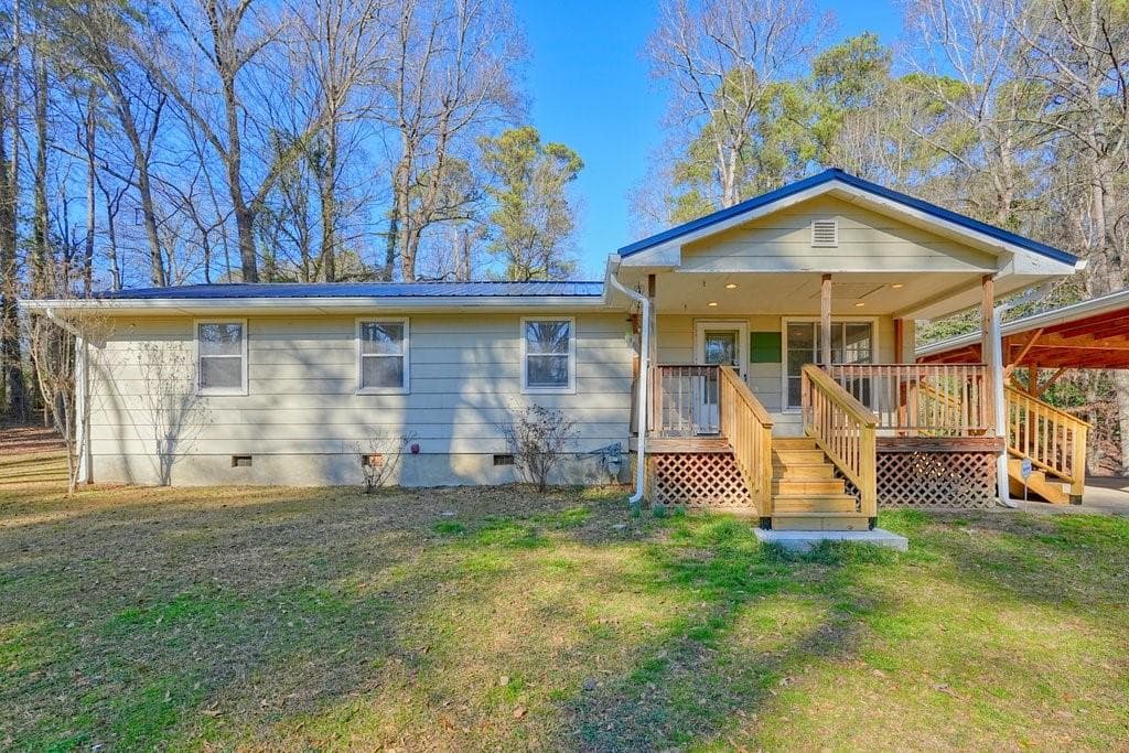 4646 W Lakeshore Drive, Acworth, GA 30101 — most recent listing photo