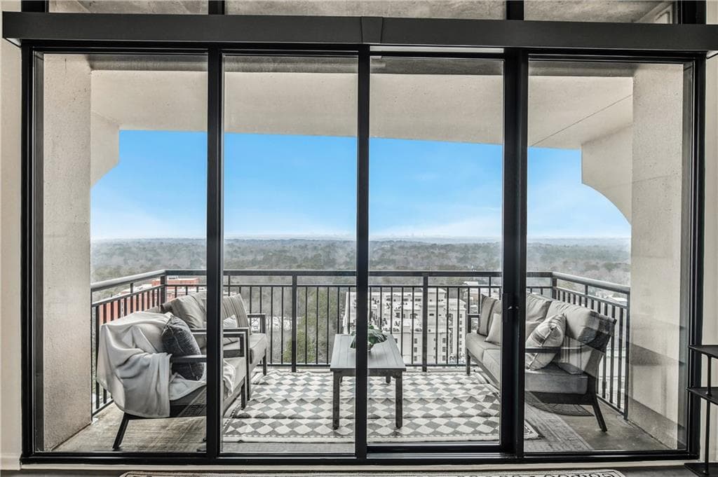 3040 Peachtree Road 1811, Atlanta, GA 30305 — most recent listing photo