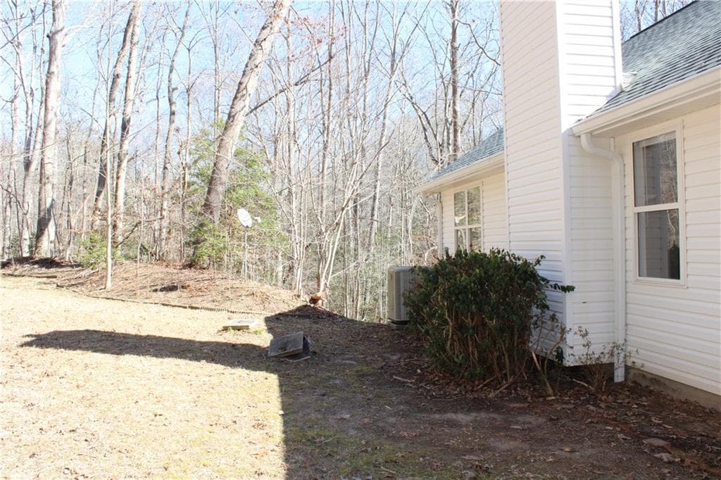 3 bedroom, 2 bathroom single family residence for sale at 197 Holly Lane, Dahlonega, GA 30533 — photo 6