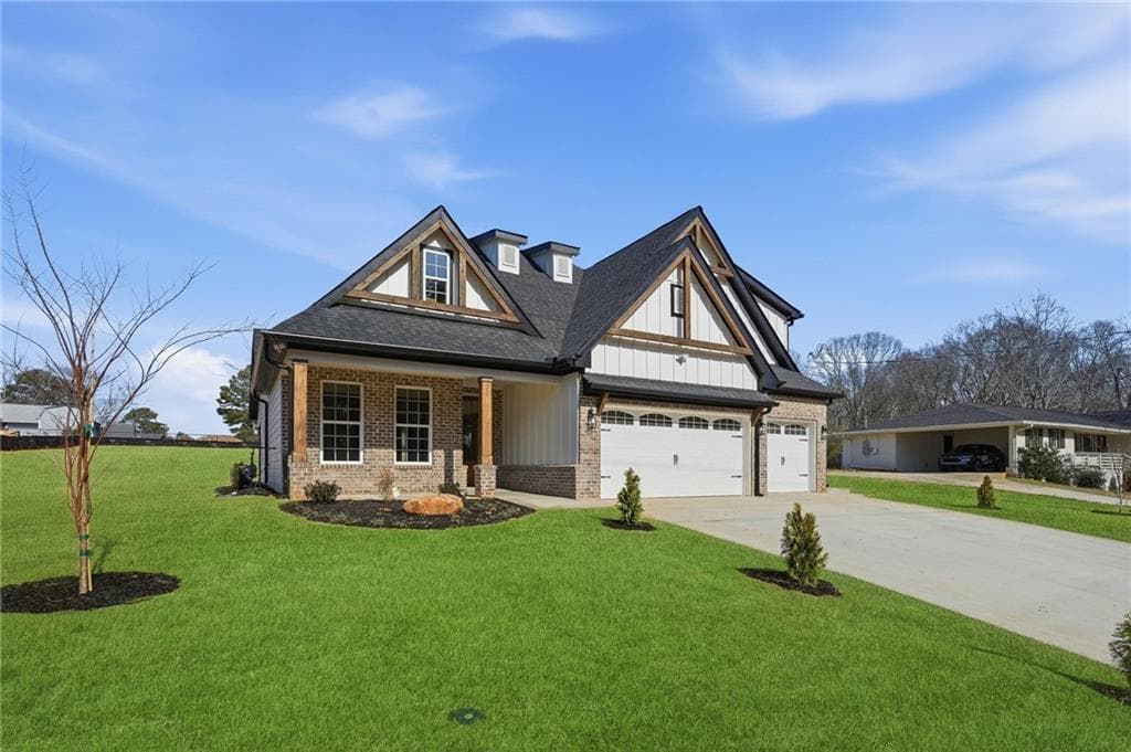 4 bedroom, 3 bathroom, 2,798 sq ft single family residence for sale at 2322 Rockbridge Road, Stone Mountain, GA 30087 — photo 2