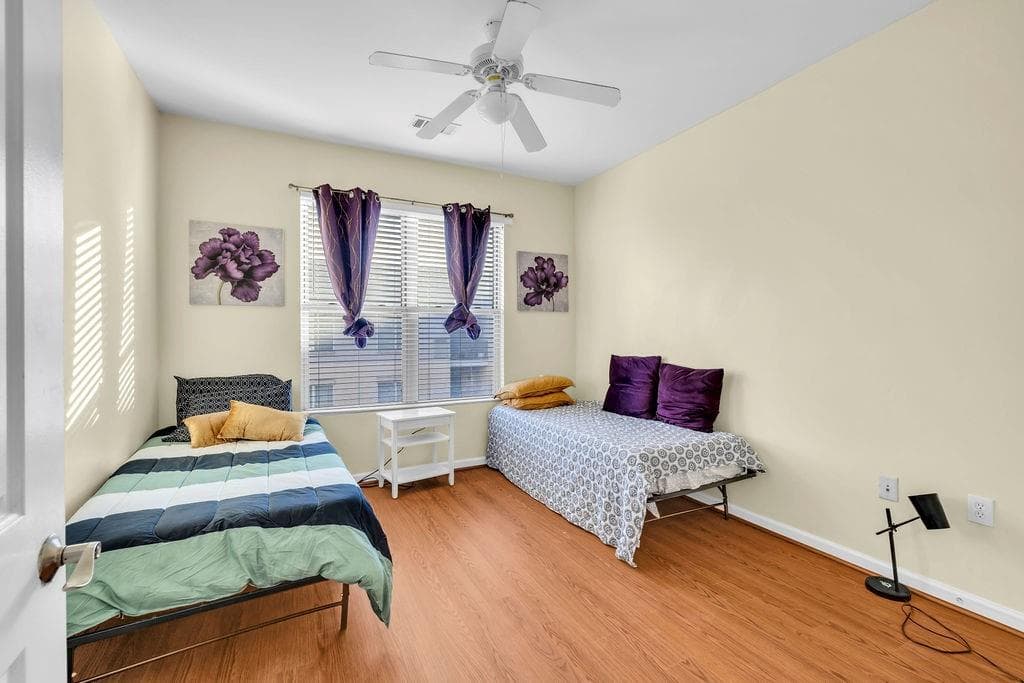 2 bedroom, 2 bathroom, 1,082 sq ft condominium for sale at 870 Mayson Turner Road 1321, Atlanta, GA 30314 — photo 9