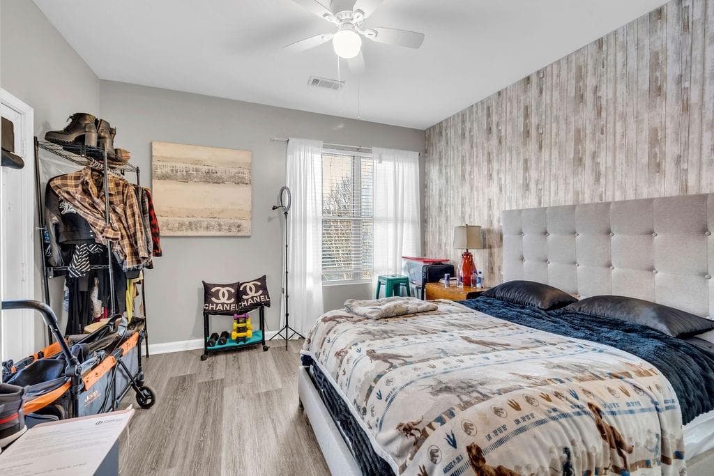 2 bedroom, 2 bathroom, 1,157 sq ft condominium for sale at 870 Mayson Turner Road 1246, Atlanta, GA 30314 — photo 10