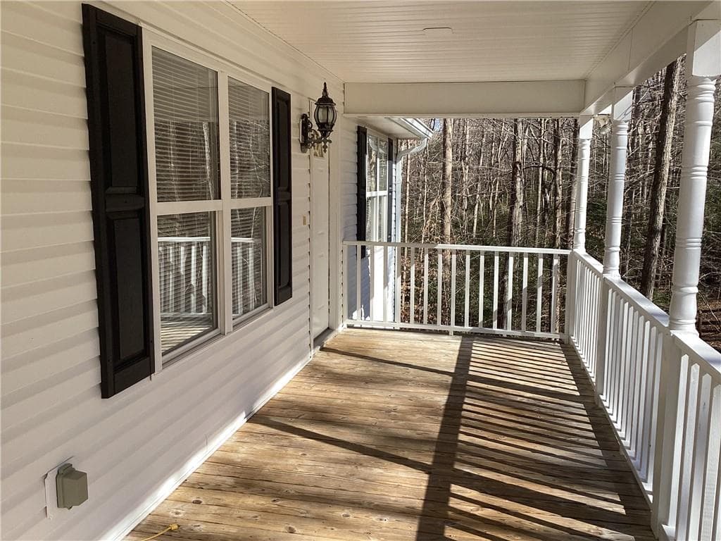 3 bedroom, 2 bathroom single family residence for sale at 197 Holly Lane, Dahlonega, GA 30533 — photo 3