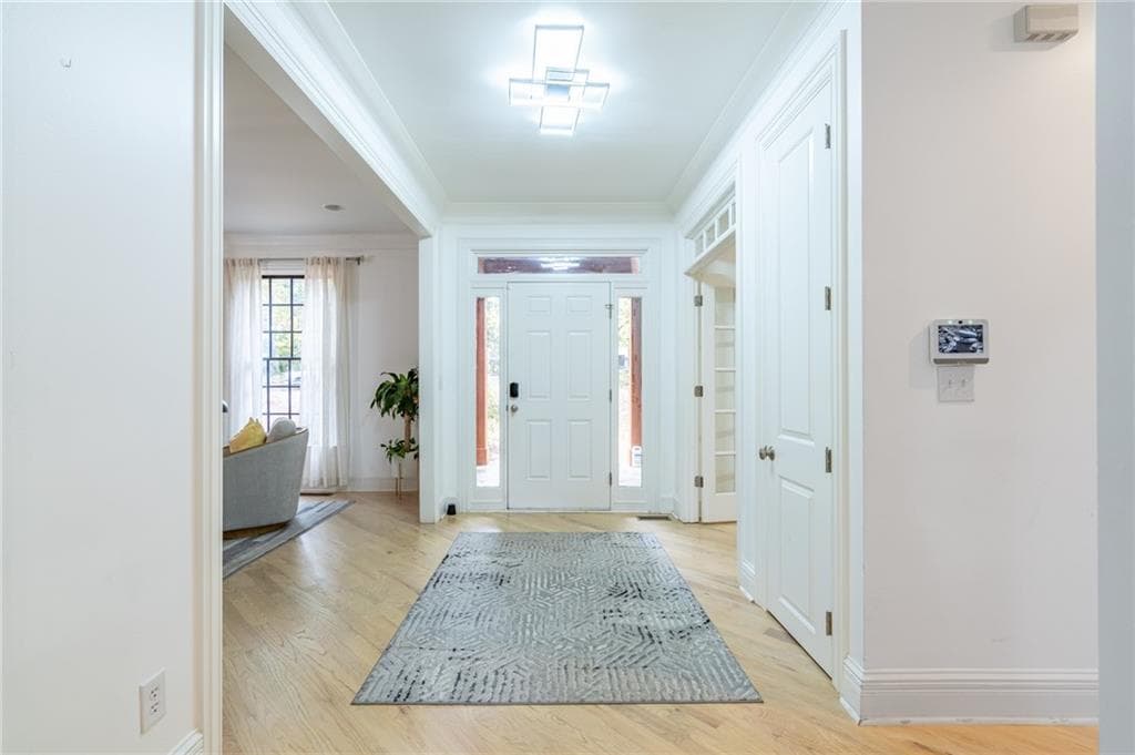 6 bedroom, 5 bathroom single family residence for rent at 1219 Moores Mill Road, Atlanta, GA 30327 for $21,499 a month — photo 7