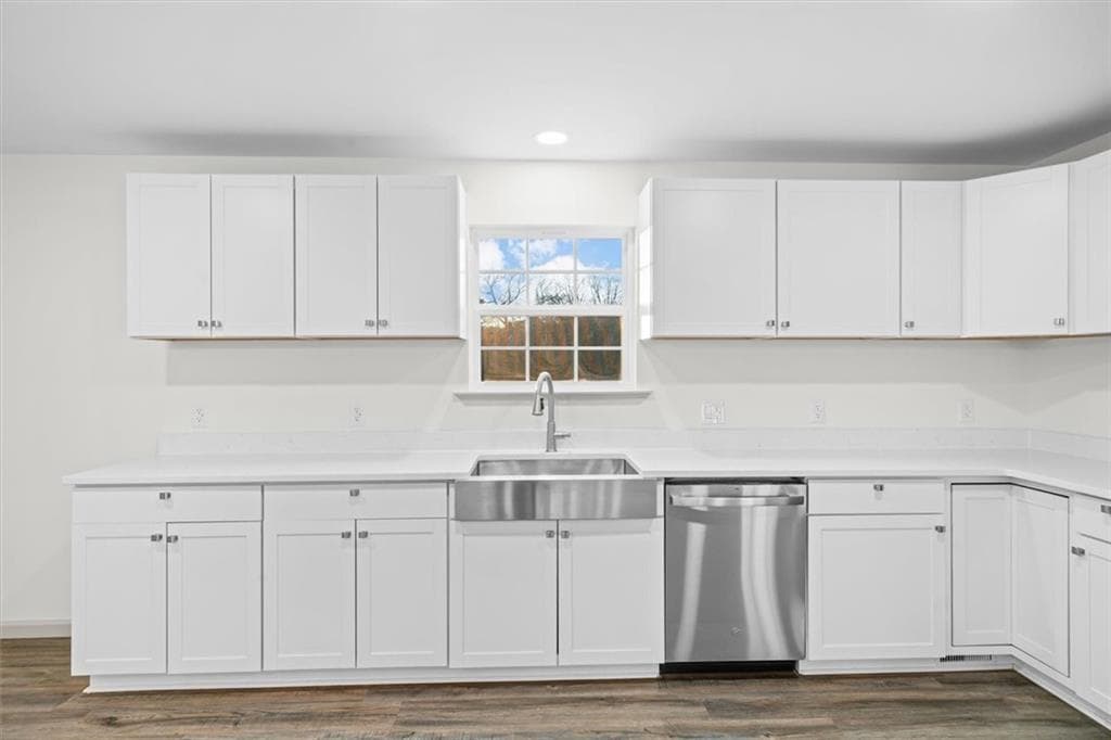 3 bedroom, 2 bathroom, 1,500 sq ft single family residence under contract at 509 Plainview Drive, Dalton, GA 30721 — photo 9