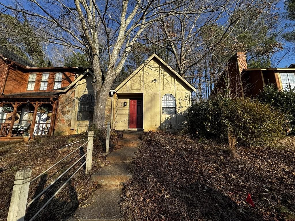 2 bedroom, 2 bathroom, 1,012 sq ft townhouse for sale at 871 Brandy Oaks Lane, Stone Mountain, GA 30088 — photo 2