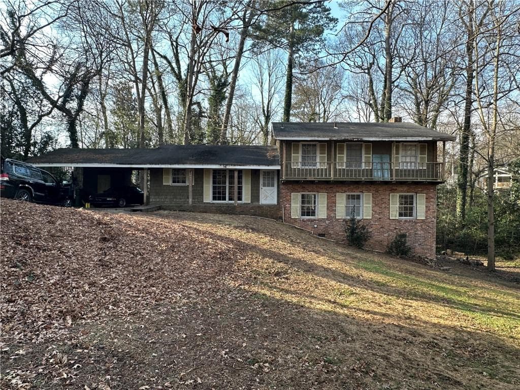 805 Loridans Circle, Atlanta, GA 30342 — most recent listing photo