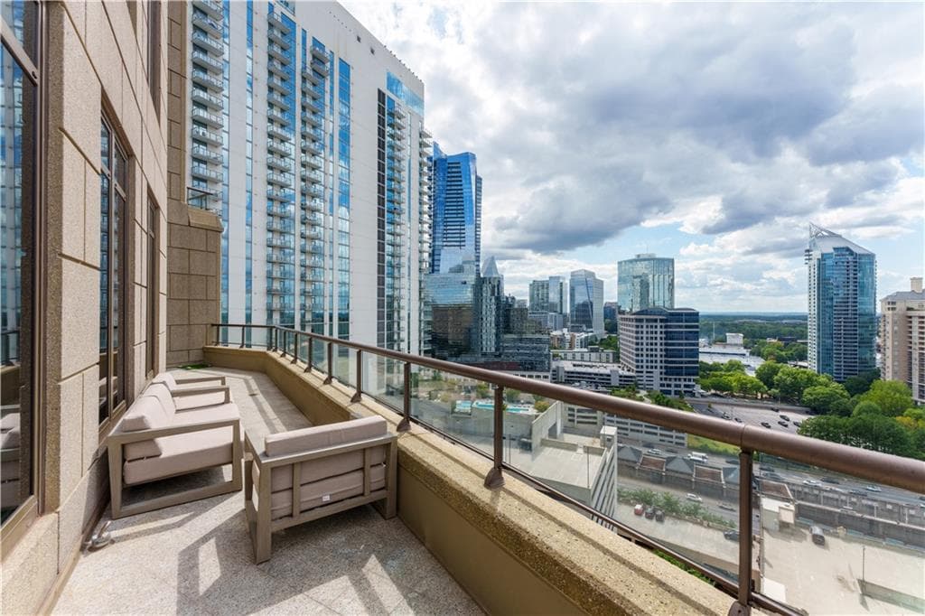 2 bedroom, 3 bathroom, 3,180 sq ft condominium for sale at 3376 Peachtree Road 32A, Atlanta, GA 30326 — photo 3