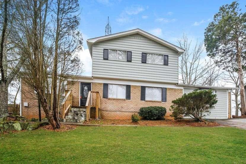 3814 N Camp Creek Parkway, Atlanta, GA 30331 — most recent listing photo