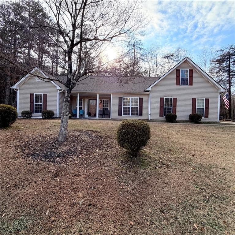 3 bedroom, 2 bathroom, 2,156 sq ft single family residence for sale at 5475 Cool Creek Court, Lula, GA 30554 — photo 5
