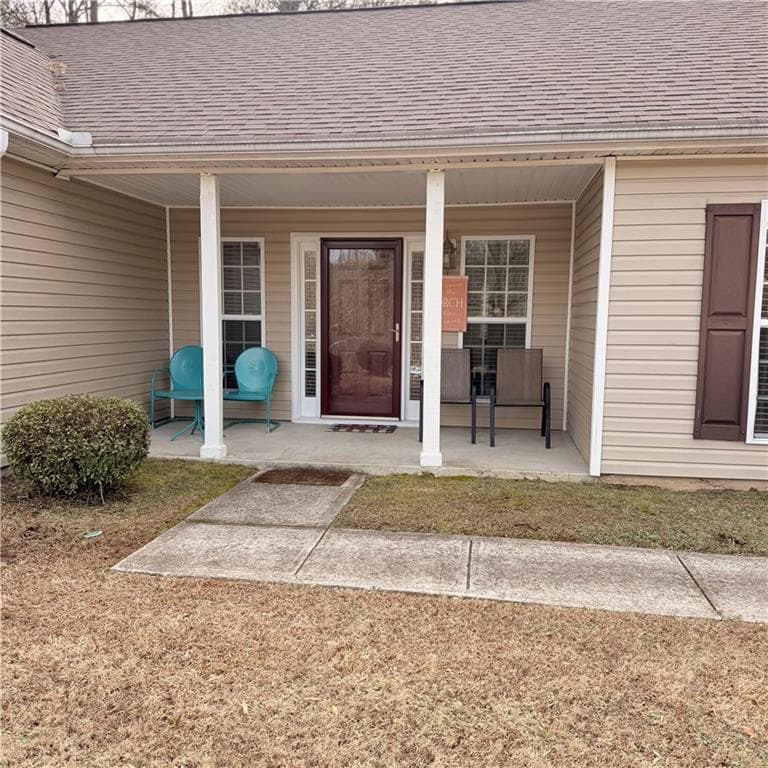 3 bedroom, 2 bathroom, 2,156 sq ft single family residence for sale at 5475 Cool Creek Court, Lula, GA 30554 — photo 9