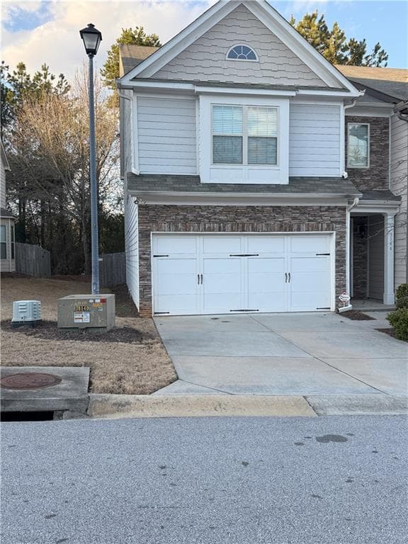 3 bedroom, 3 bathroom, 1,962 sq ft townhouse for sale at 3144 Spicy Cedar Lane, Lithonia, GA 30038