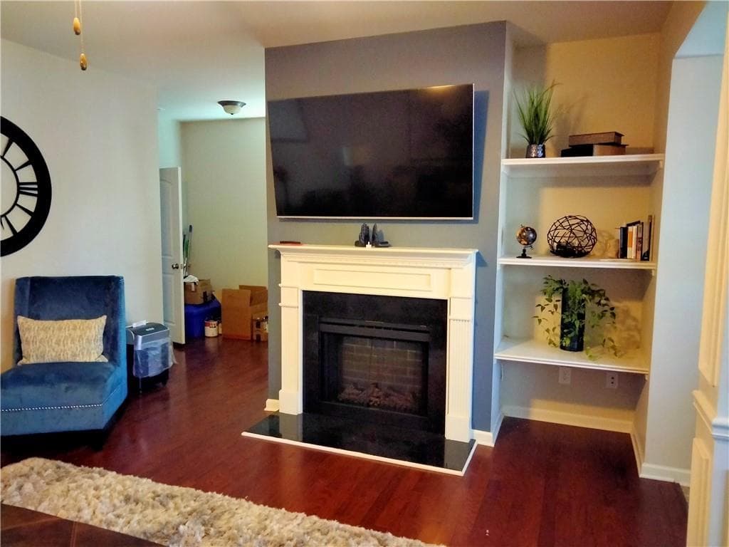3 bedroom, 3 bathroom, 1,962 sq ft townhouse for sale at 3144 Spicy Cedar Lane, Lithonia, GA 30038 — photo 6