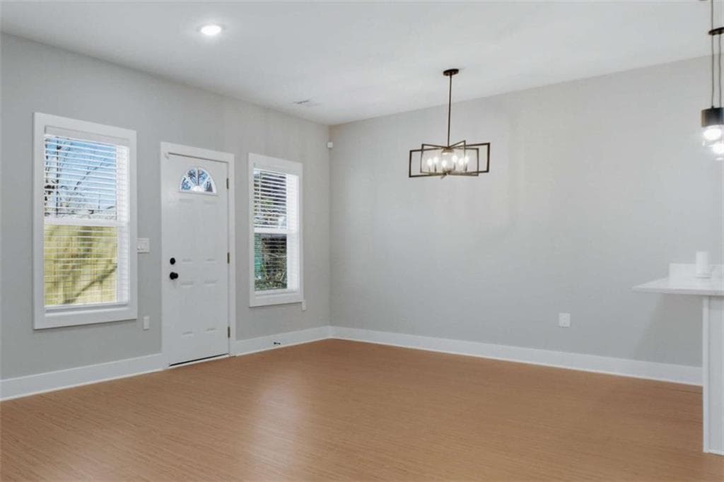 3 bedroom, 3 bathroom, 1,559 sq ft single family residence for sale at 1015 Lyndon Avenue, Griffin, GA 30223 — photo 6
