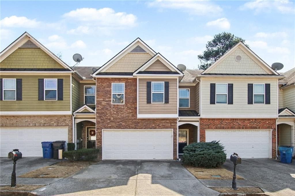 541 Providence Run Way, Lawrenceville, GA 30046 — most recent listing photo