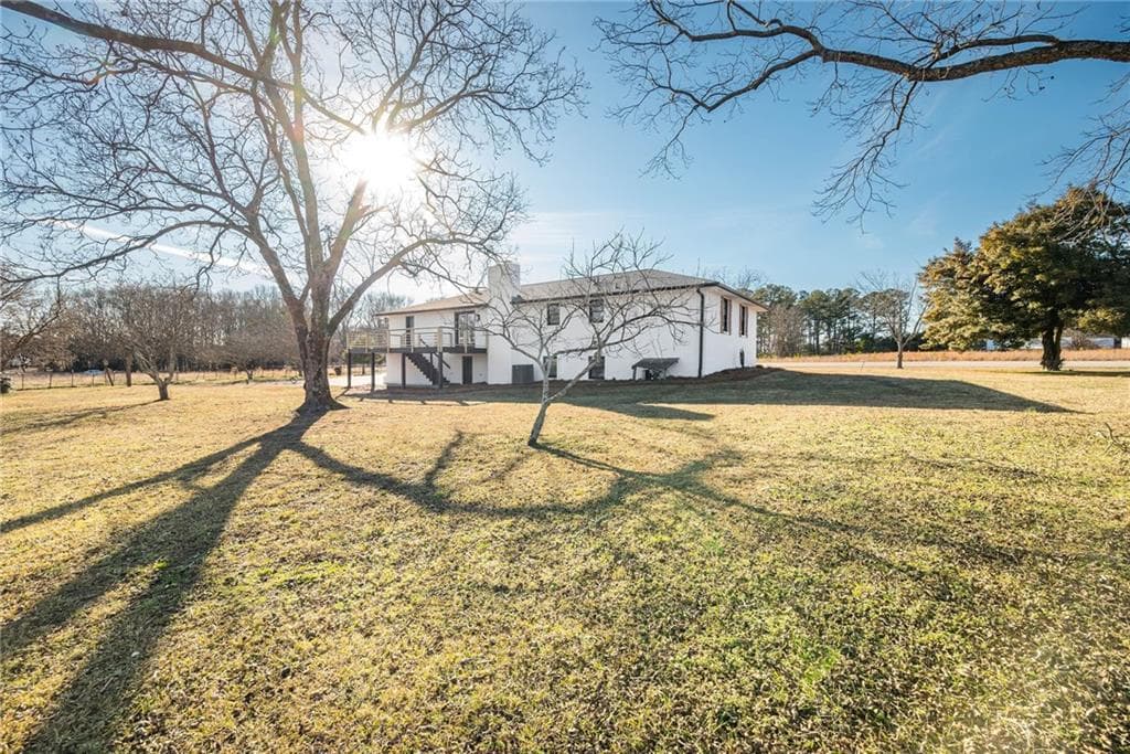 3 bedroom, 2 bathroom, 1,970 sq ft single family residence for sale at 3241 Broadnax Mill Road, Loganville, GA 30052 — photo 5