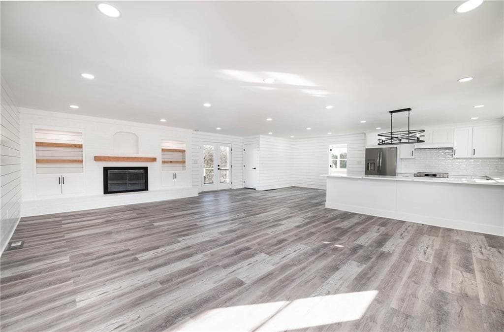3 bedroom, 2 bathroom, 1,970 sq ft single family residence for sale at 3241 Broadnax Mill Road, Loganville, GA 30052 — photo 8