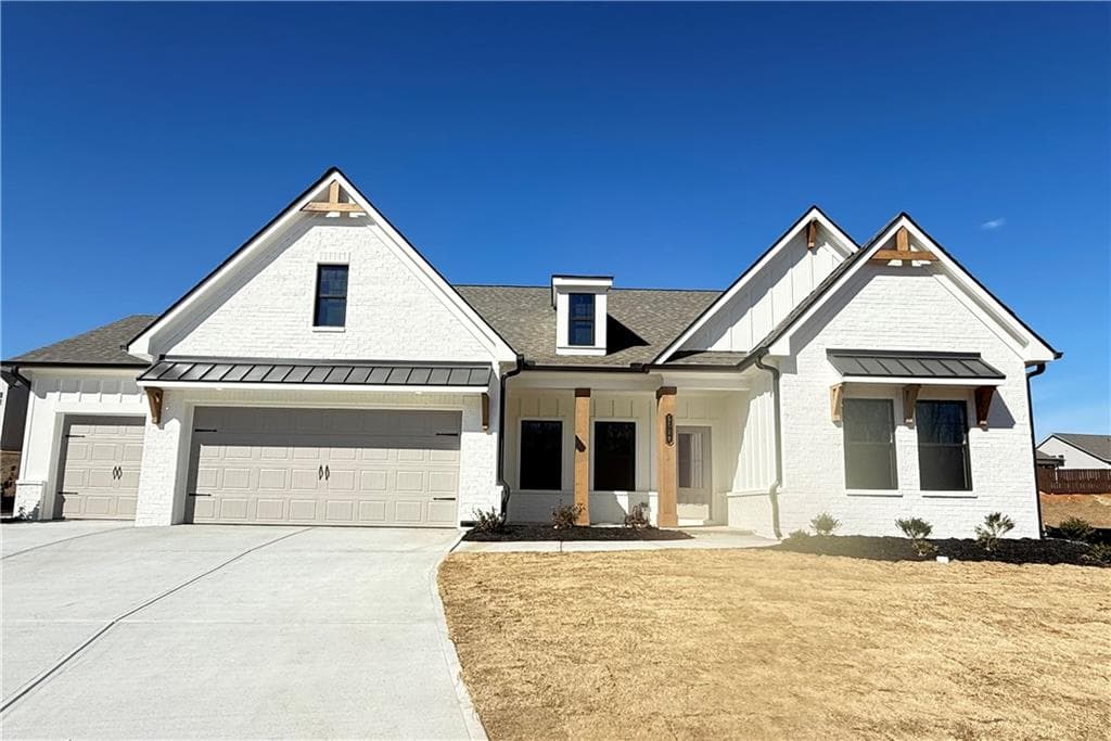 5528 Tullis Drive, Gainesville, GA 30507 — most recent listing photo