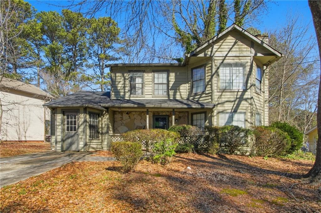 3 bedroom, 3 bathroom, 1,568 sq ft single family residence under contract at 5452 Forest Path Court, Stone Mountain, GA 30088