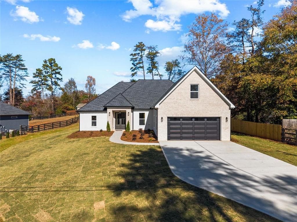 3715 Cameron Circle, Gainesville, GA 30506 — most recent listing photo
