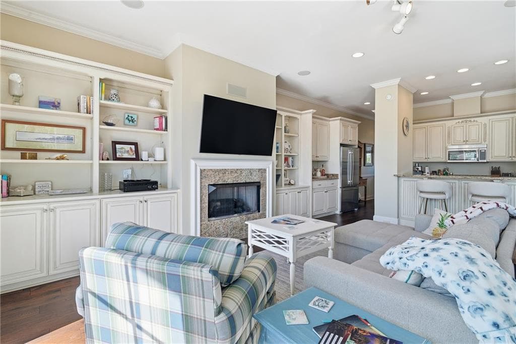 3 bedroom, 4 bathroom, 2,600 sq ft townhouse for sale at 114 Riverfront Circle, St. Marys, GA 31558 — photo 7