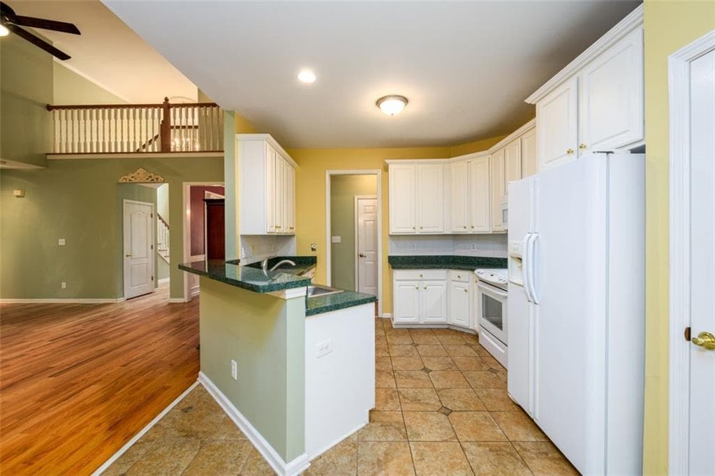 5 bedroom, 3 bathroom, 2,339 sq ft single family residence for sale at 2430 Harbin Springs Cove, Dacula, GA 30019 — photo 9