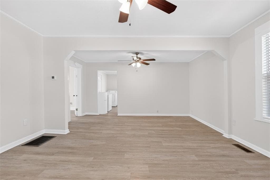 2 bedroom, 1 bathroom, 1,056 sq ft single family residence for sale at 246 Spring Street, Commerce, GA 30529 — photo 3