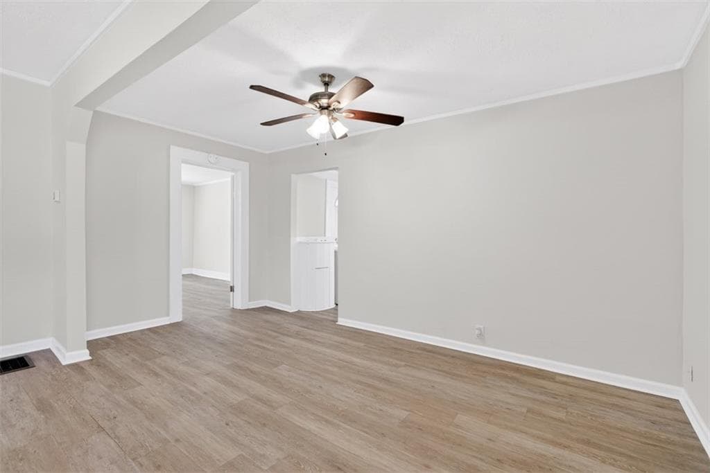 2 bedroom, 1 bathroom, 1,056 sq ft single family residence for sale at 246 Spring Street, Commerce, GA 30529 — photo 5